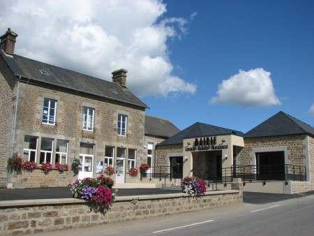 Mairie de St Bomer